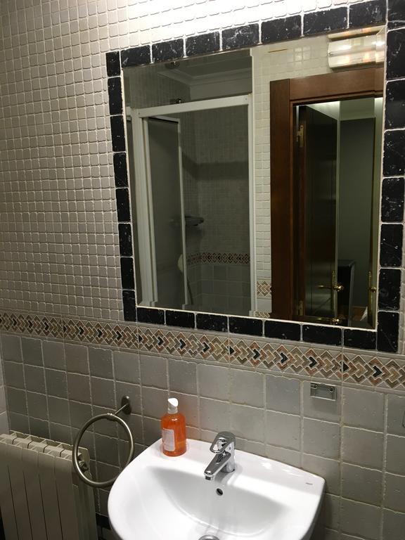 Pension La Redonda Логроньо Экстерьер фото
